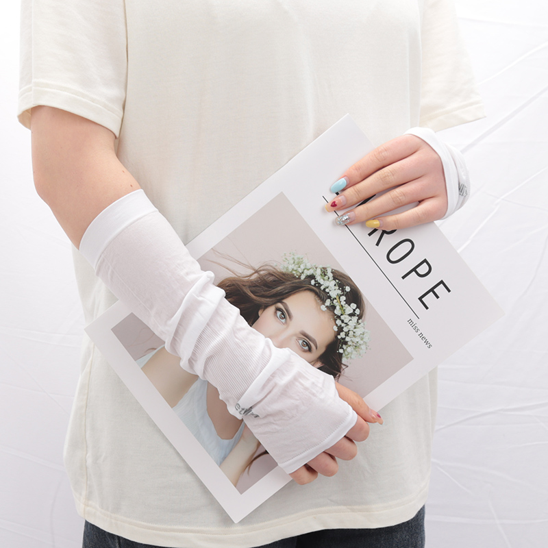 New Ice Silk Sleeve Sunscreen  - огляд і ціна Women'S Fashion Gloves